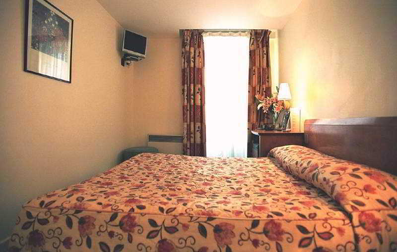 Hotel Le Montana Paris Room photo